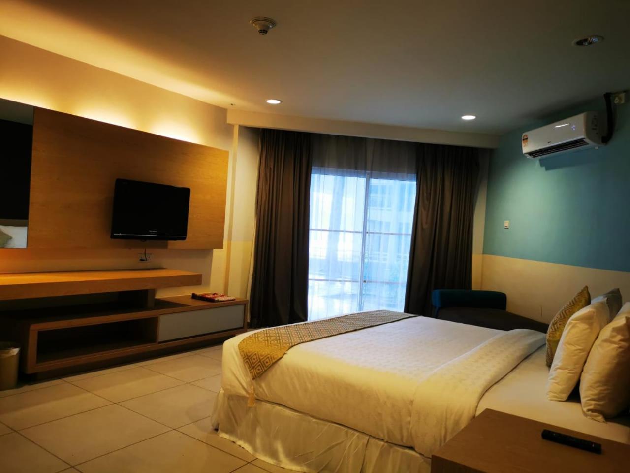 Century Langkasuka Resort Langkawi Pantai Cenang  Exterior foto